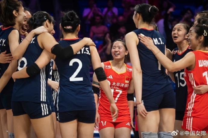 中国女排阿灵顿站力克美国队 四连胜挺进总决赛