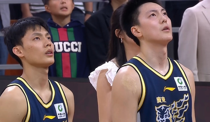 广东男篮迎战北京男篮 内线配置悬殊引关注 赵睿