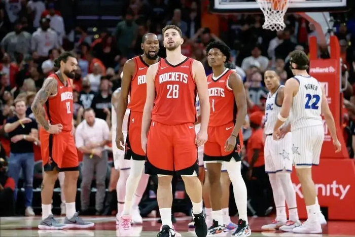 火箭全明星中锋申京表现低迷引争议