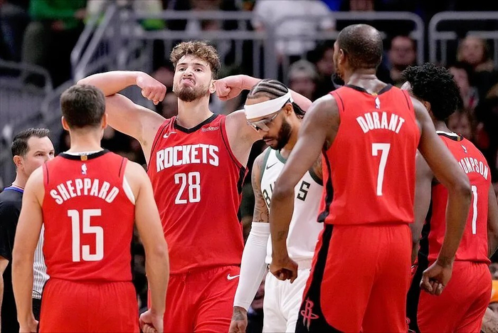 火箭全明星中锋申京表现低迷引争议