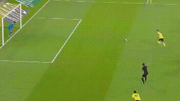 C罗复出首战献两球 利雅得胜利5-2大胜纳杰马